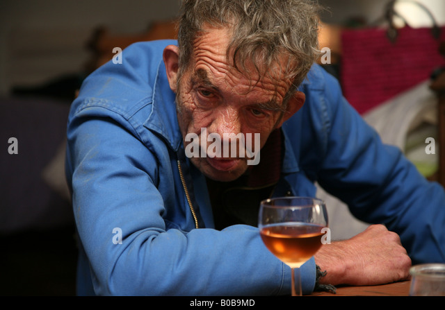 drunk-old-man-b0b9md.jpg