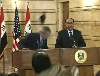 Iraqi_bush2_e3d30.jpg