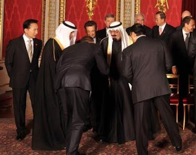 obamacurtsey.jpg