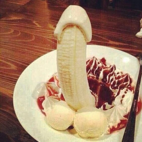 552040071996fa85cb7184f8f4cf539c--banana-split-food-porn.jpg