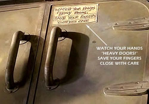 Fringe_Walter-lab_Chamber-door.jpg