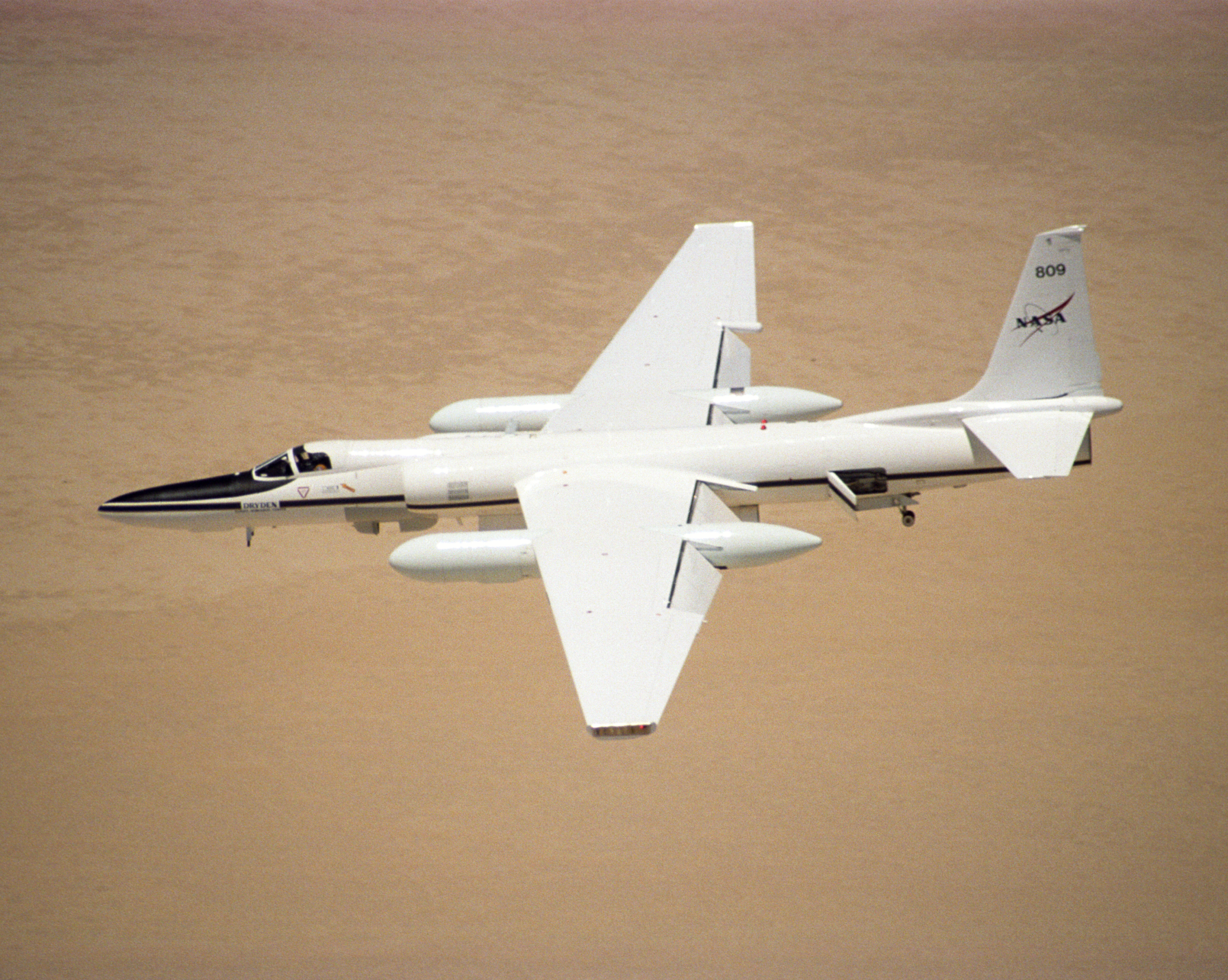 Lockheed_ER-2_809_in_flight.jpg