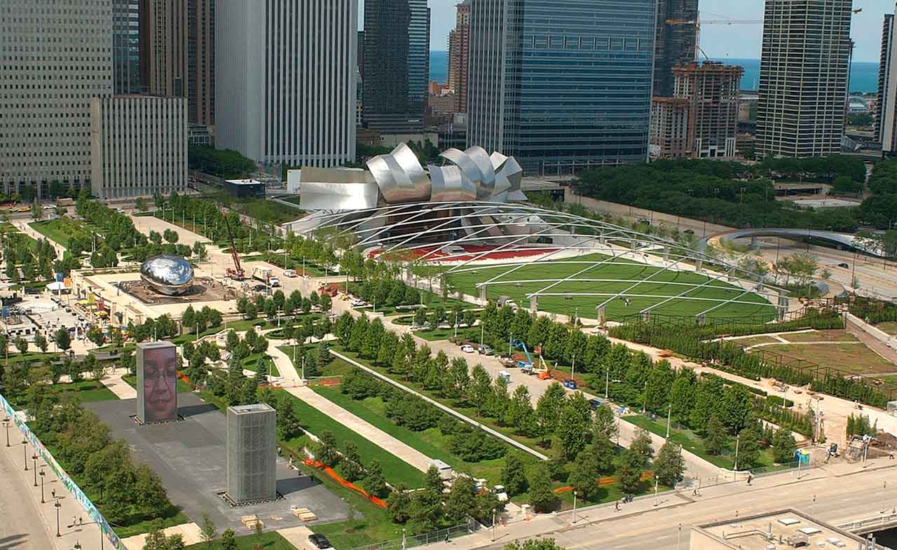 wls-2004-millennium-park3.jpg